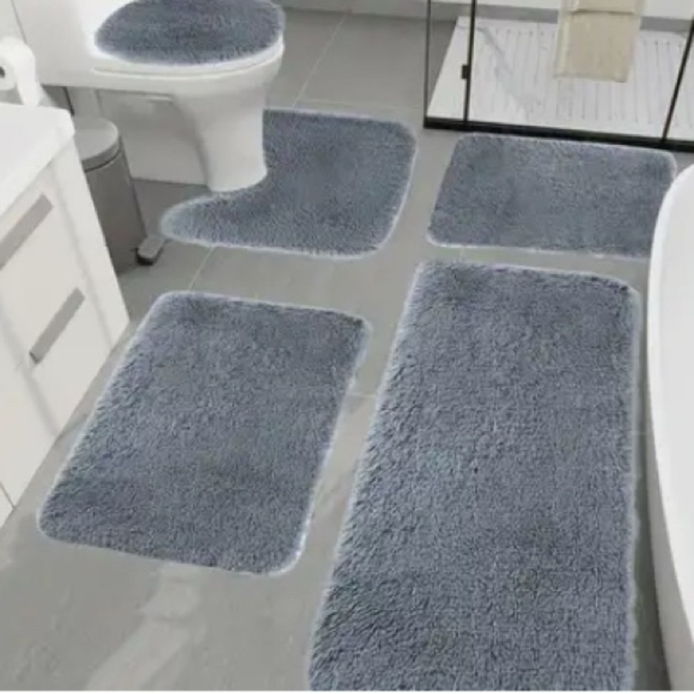 NWOT 5 Piece Dark Grey Bath Mats